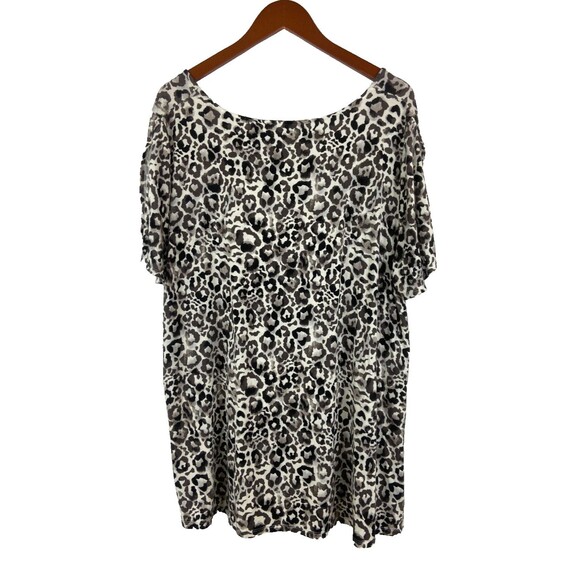 Rose + Olive Women's Size 3X Cheetah Print Blouse Black White Stretch Soft Chic - Picture 2 of 10